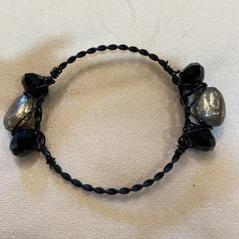 HANDMADE 2 CLUSTER‎  Black Silver Twist  Bracelet W/Box
